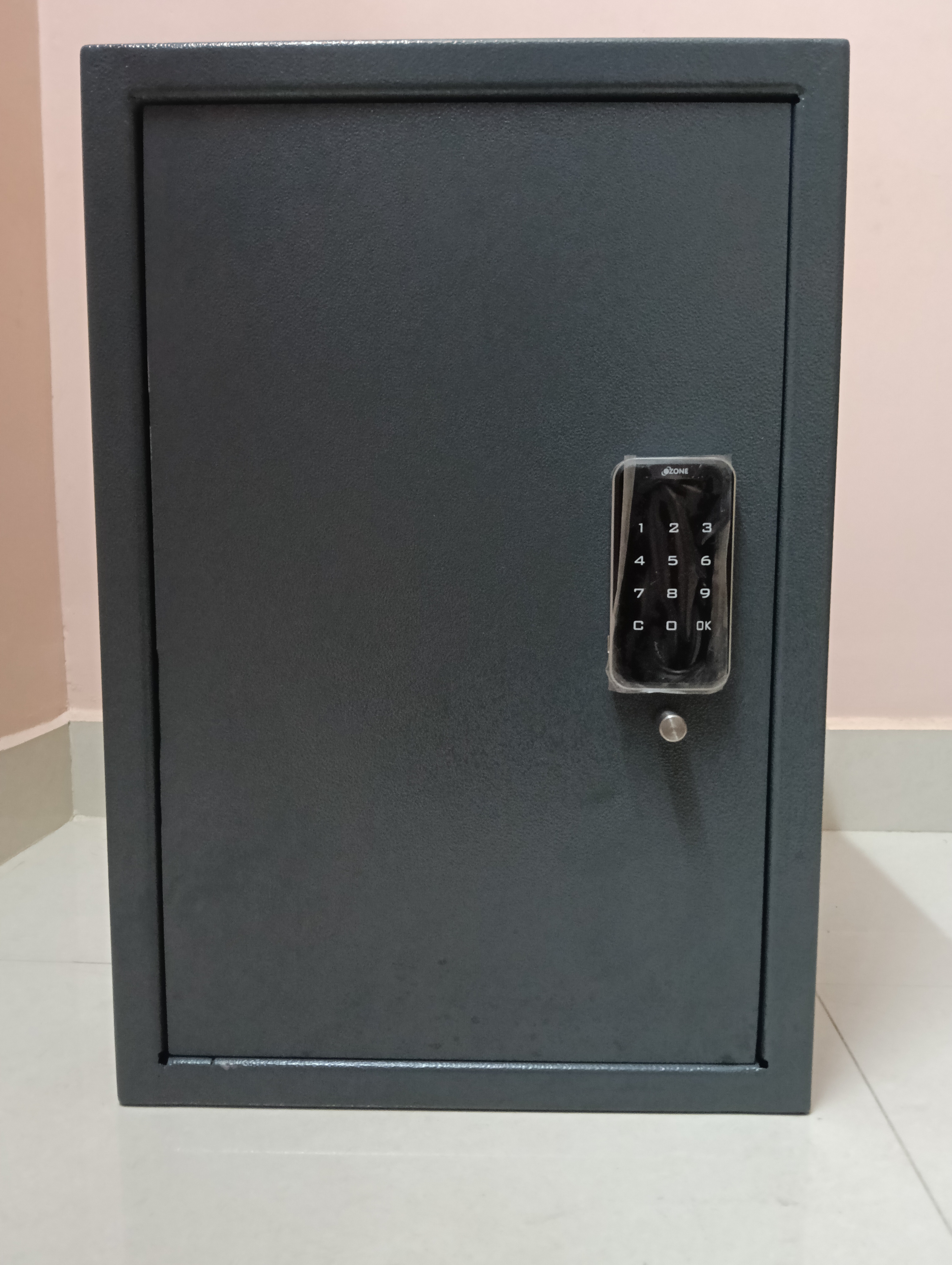 Metal safe
